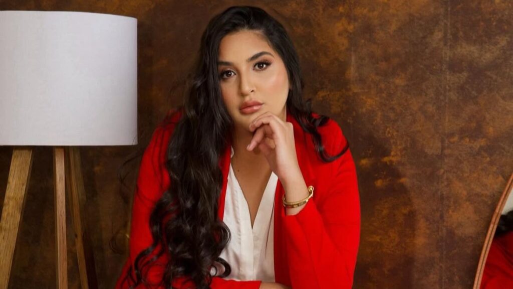 Dra. Leandra Martins