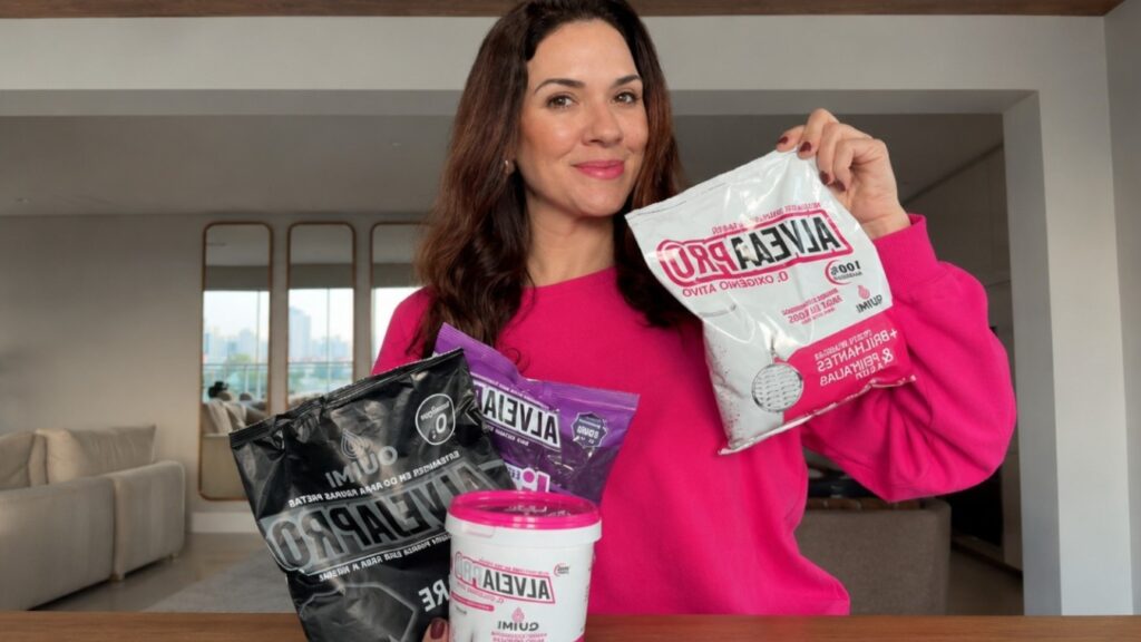 AlvejaPro usa o percarbonato de sódio para deixar as roupas mais limpas e sem manchas.