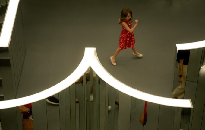 Casa Bradesco promove oficinas de criatividade para crianças inspiradas na exposição Sou o Outro do Outro