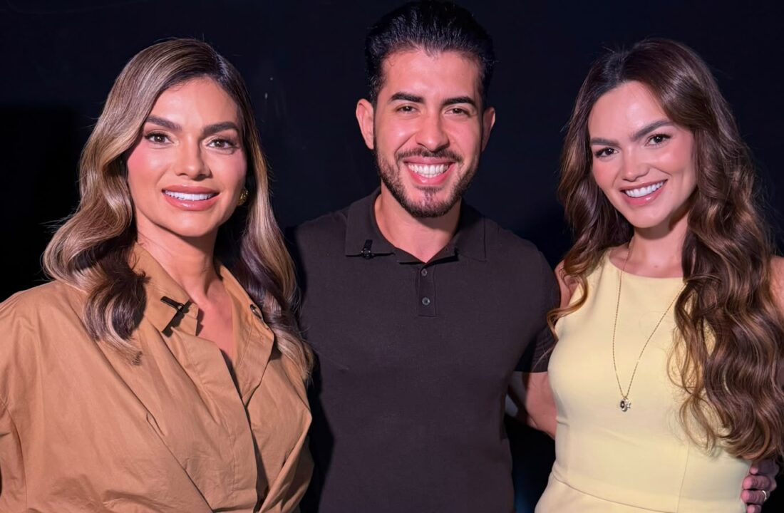 Kelly Key renova sorriso com técnica moderna e delicada com lentes dentais.