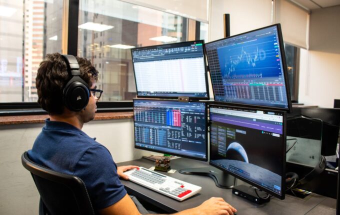 Por que o acesso à inteligência de mercado faz diferença na gestão de patrimônios