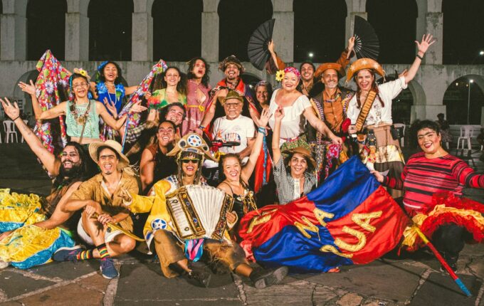 Festival Amir Haddad terá show gratuito de Fafá de Belém, roda de conversa com Milton Cunha, espetáculo de Elisa Lucinda e mais