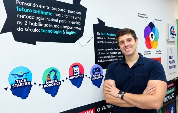 João Aleixo mira 100 unidades com escola de tecnologia milionária